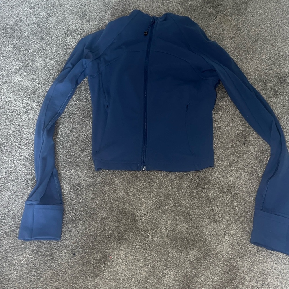 LULULEMON NULU CROPPED DEFINE JACKET